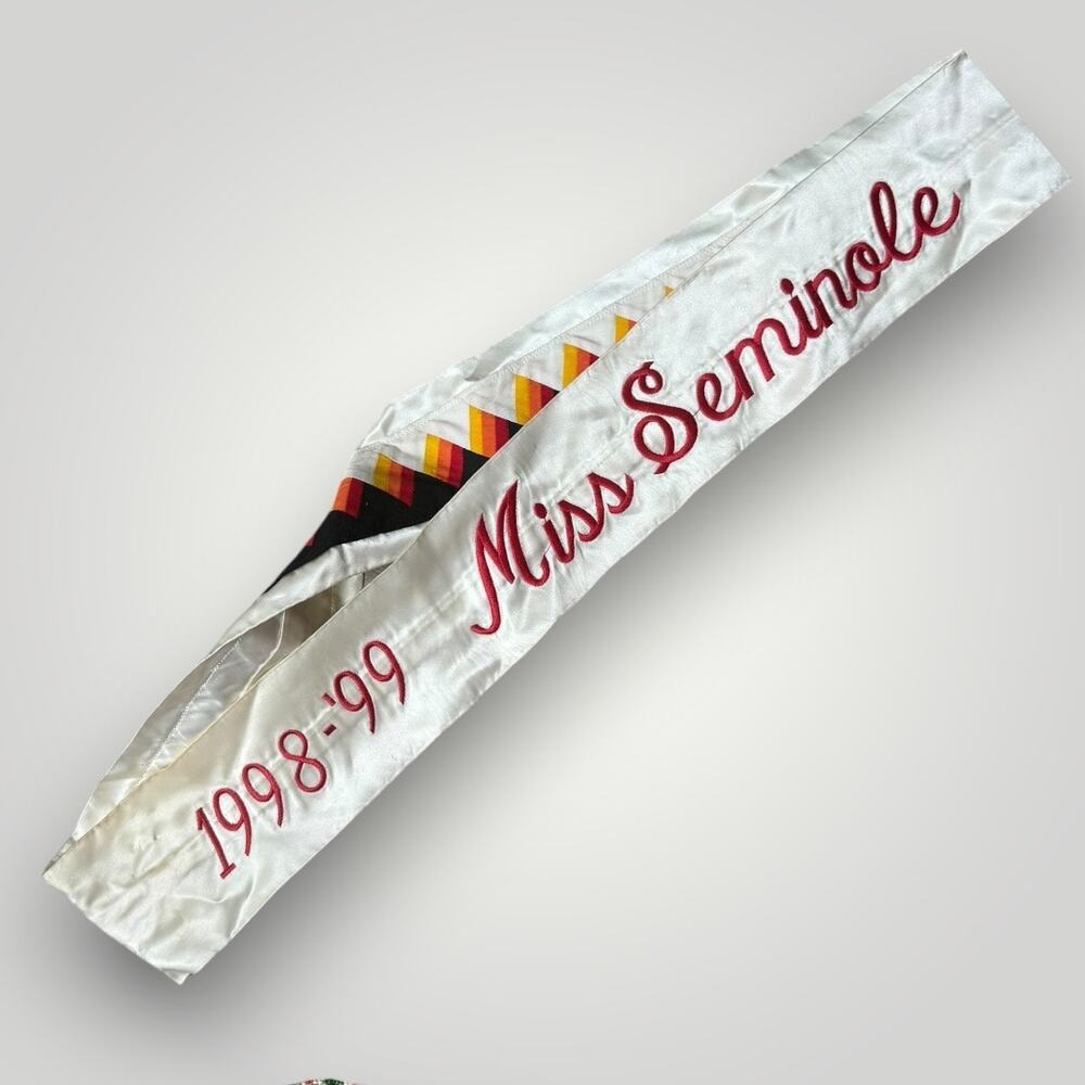 VTGSeminole Tribe Sash Set Miss Seminole 1998-1999 Patchwork Beaded Necklace Lot - Picture 2 of 12